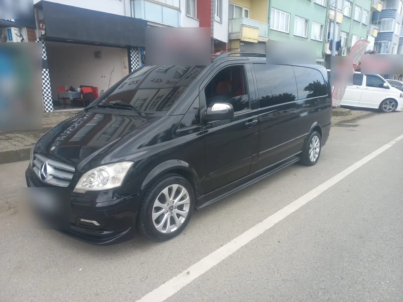 Mercedes-Benz Viano VIP · Siyah